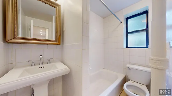 $8,000 | 26 Charlton Street, Unit 3B | Hudson Square