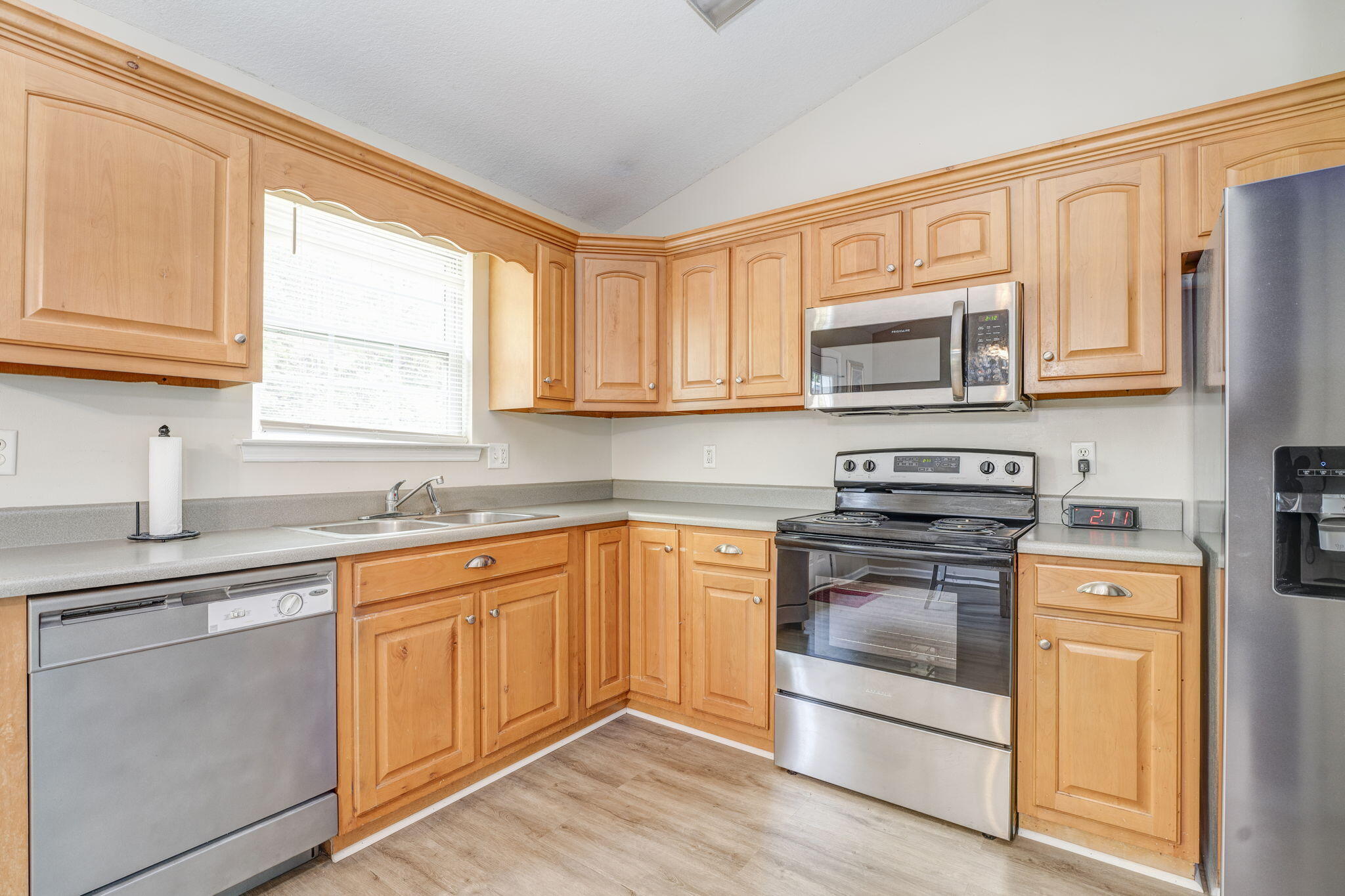 257 Pinewood Drive Rock Spring, GA 30739 - Photo 9 of 26 18-web-or-mls-DSC06073_4_5