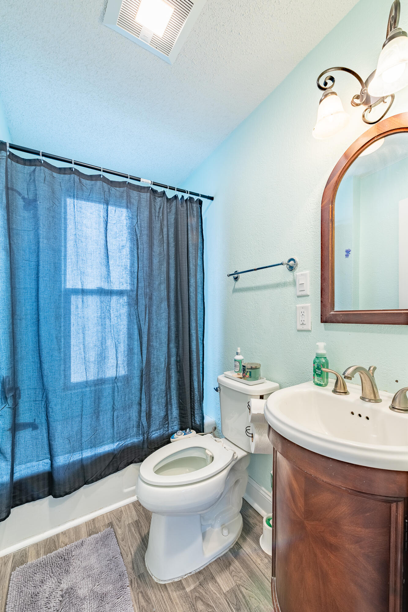 6562 5th Avenue Kenosha, WI 53143 - Photo 9 of 20 6562 5th Ave Kenosha-6