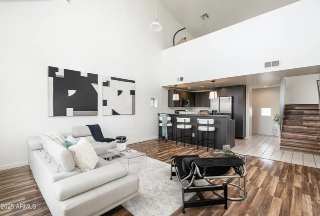 $1,995 | 1111 West University Drive, Unit 3012, Tempe, AZ 85281