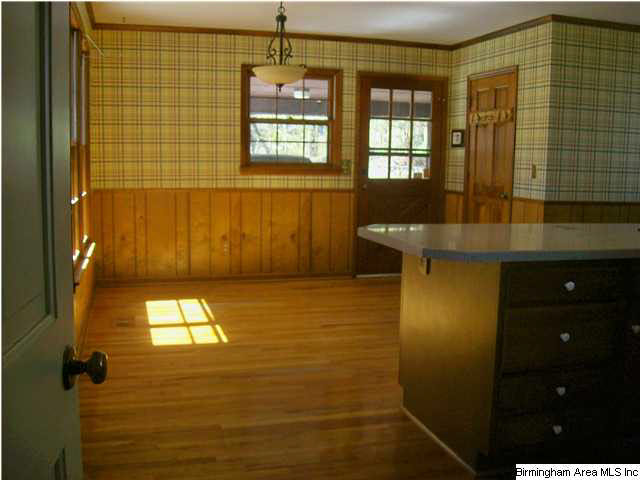 525 Paige Hill Road Anniston, AL 36207 - Photo 4 of 28