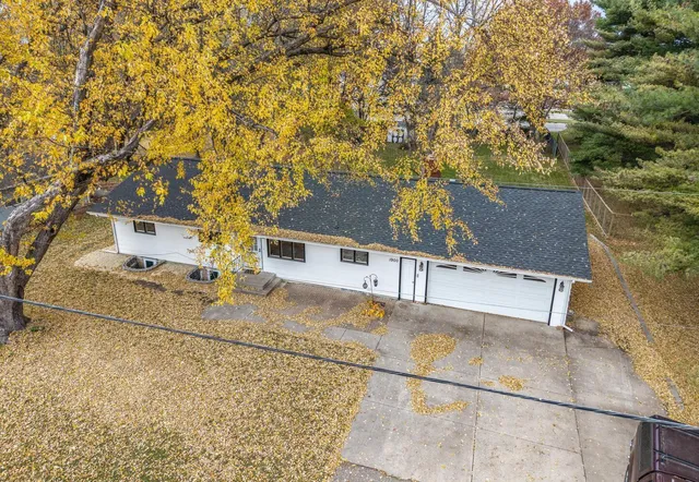 $360,000 | 1900 Jefferson Road, Northfield, MN 55057