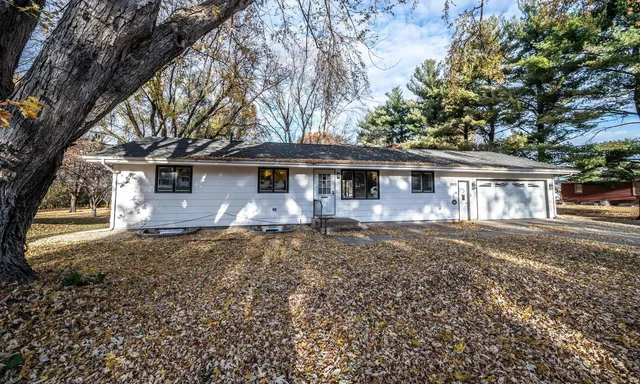 $360,000 | 1900 Jefferson Road, Northfield, MN 55057