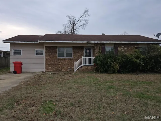$58,049 | 209 Russell Avenue, Sikeston, MO 63801