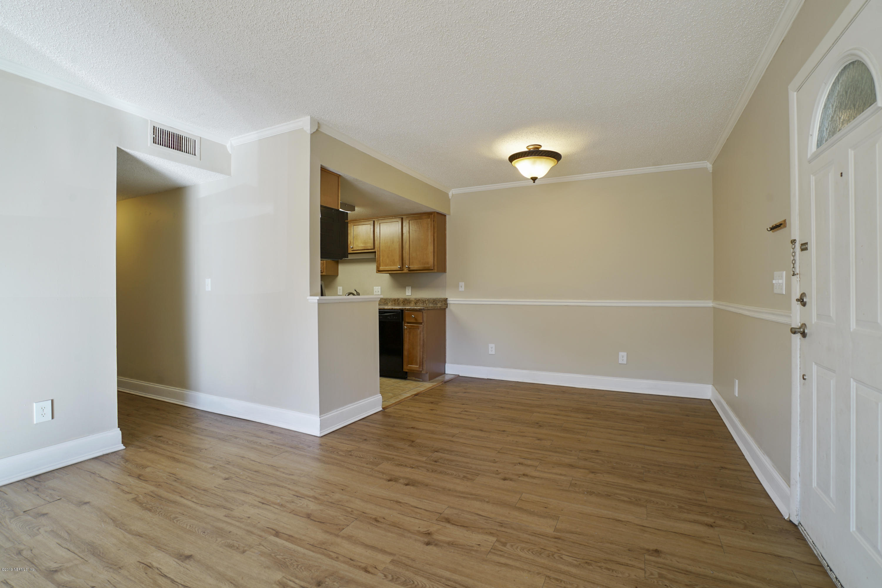 3737 Loretto Road, Unit 501 Jacksonville, FL 32223 - Photo 9 of 19 DSC06138