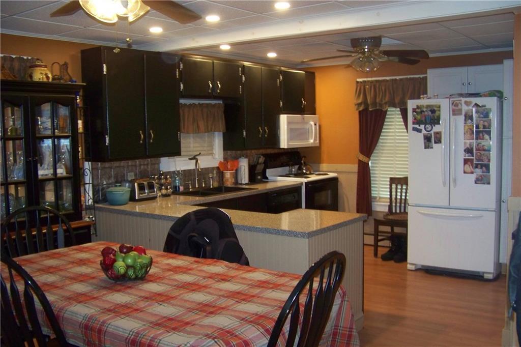 1 George Street Springvale, ME 04083 - Photo 13 of 25 Kitchen/Dining area