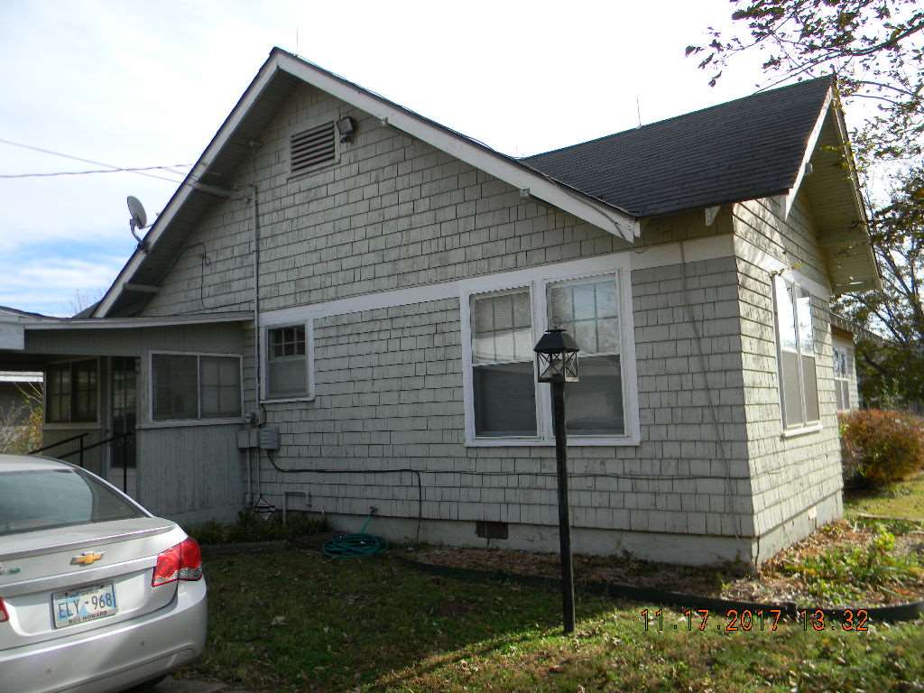 737 Holly Street Perry, OK 73077 - Photo 2 of 21 Gallery Image 2