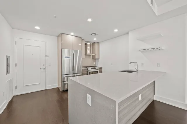 $3,495 | 201 Marin Boulevard, Unit 5100, Jersey City, NJ 07302