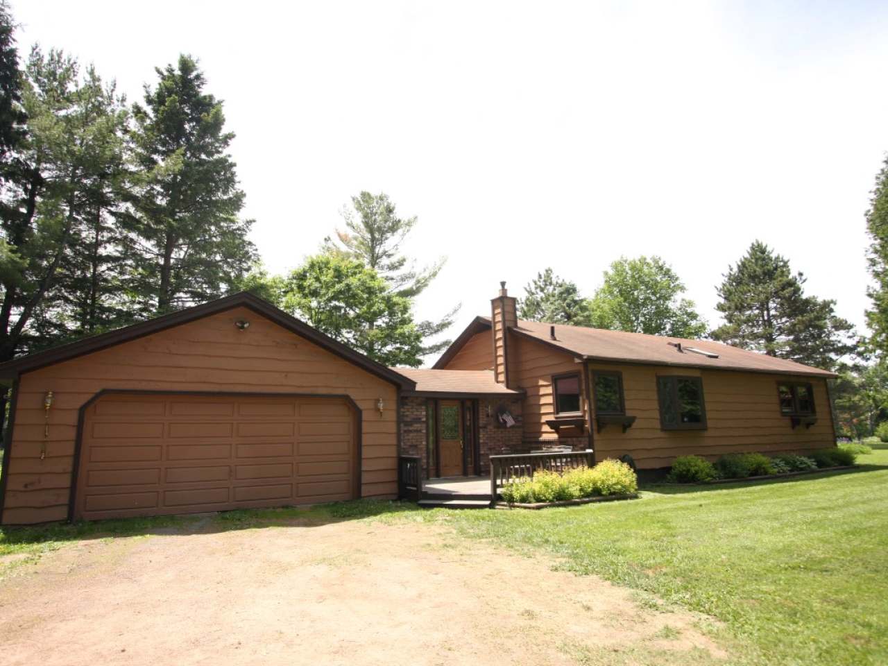 7024 Soo Lake Road Rhinelander, WI 54501 - Photo 1 of 45 Gallery Image 1