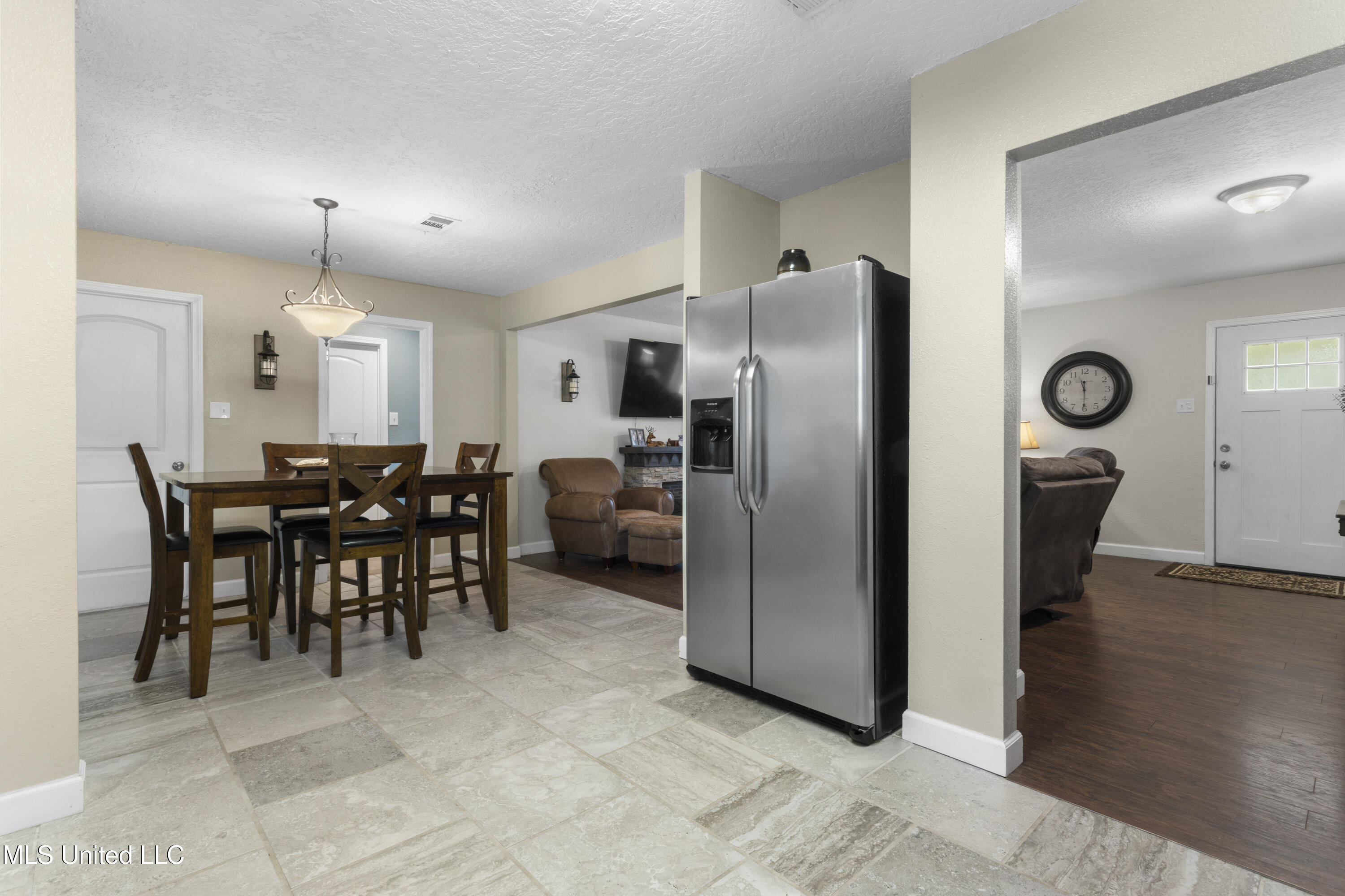 14199 Dundeewood Road Biloxi, MS 39532 - Photo 14 of 30 014 (55)
