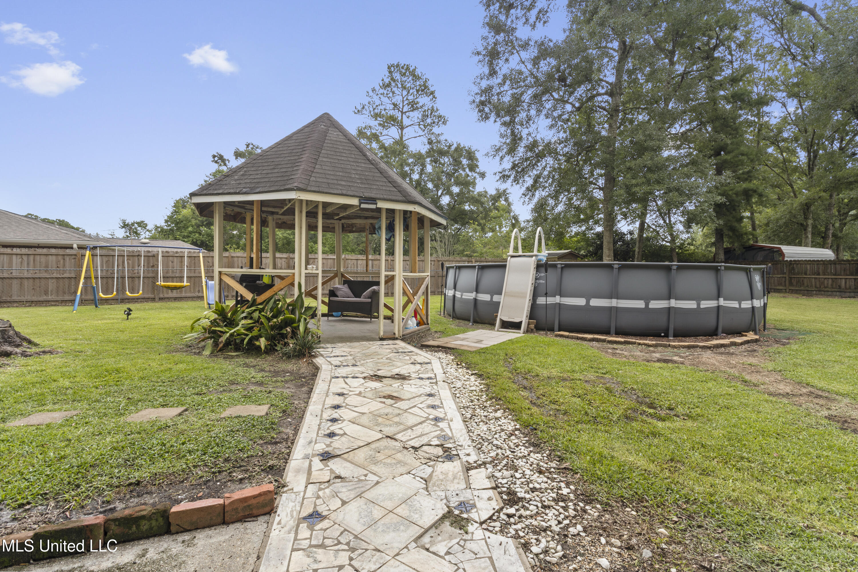 14199 Dundeewood Road Biloxi, MS 39532 - Photo 26 of 30 026 (43)