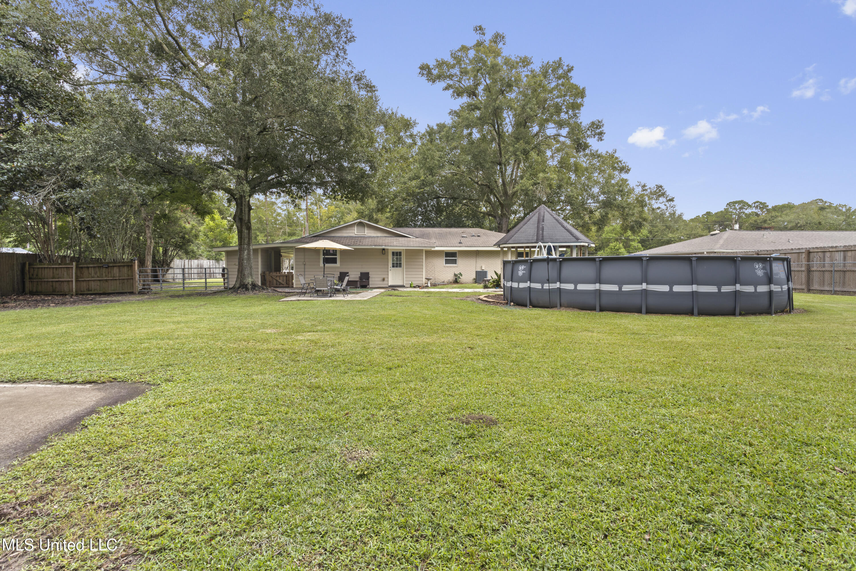 14199 Dundeewood Road Biloxi, MS 39532 - Photo 27 of 30 027 (40)