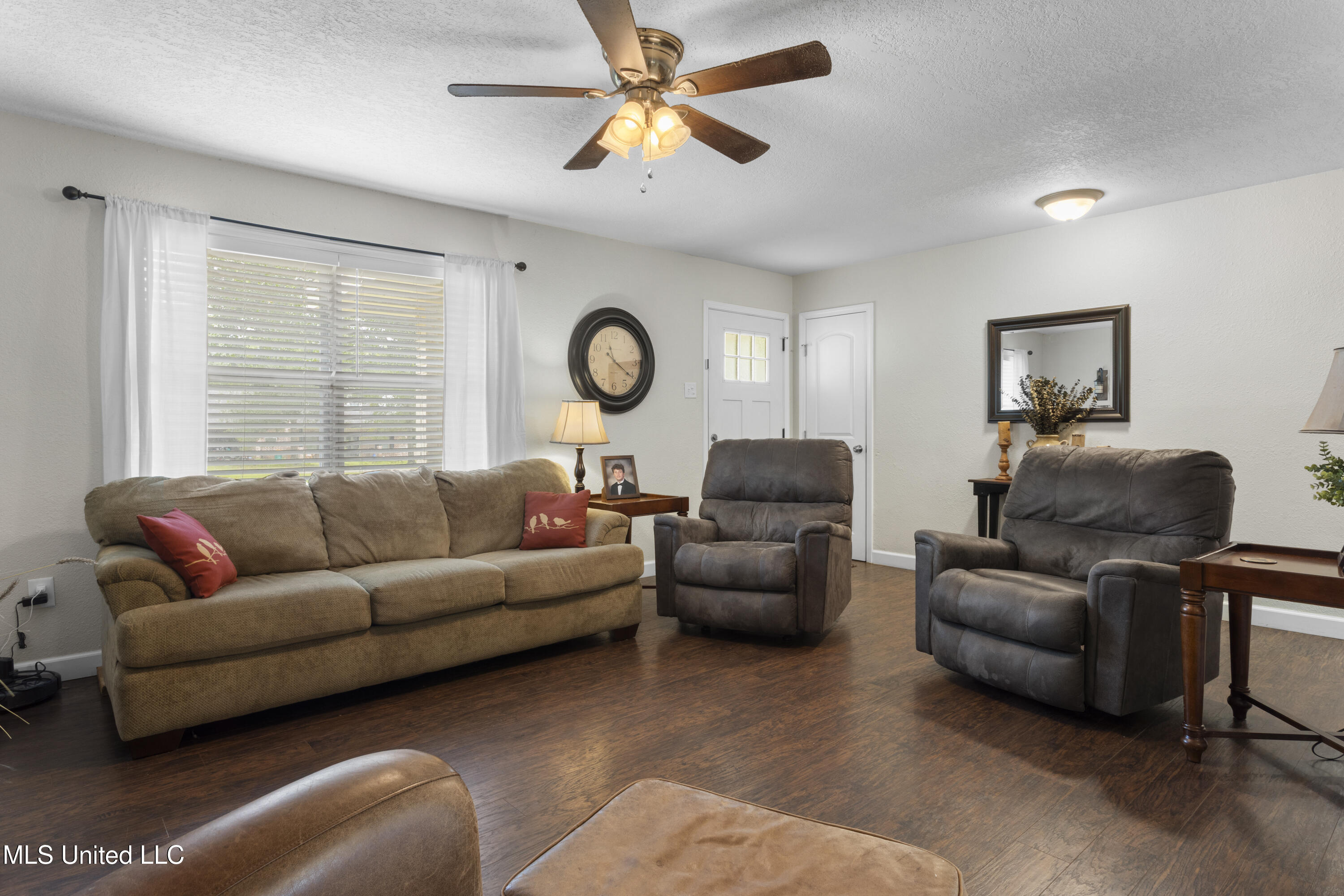 14199 Dundeewood Road Biloxi, MS 39532 - Photo 6 of 30 006 (4)