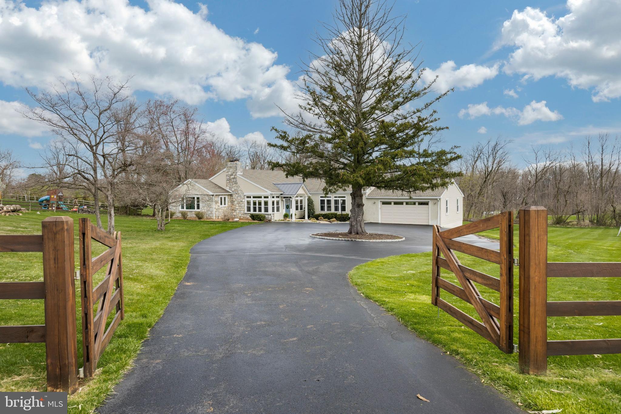 439 Ridge Road Spring City, PA 19475 - Photo 1 of 32