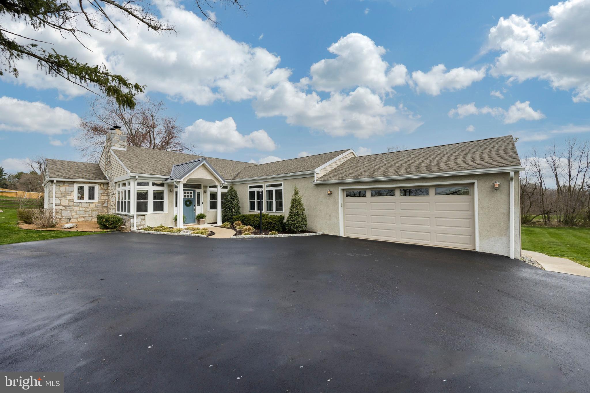 439 Ridge Road Spring City, PA 19475 - Photo 4 of 32