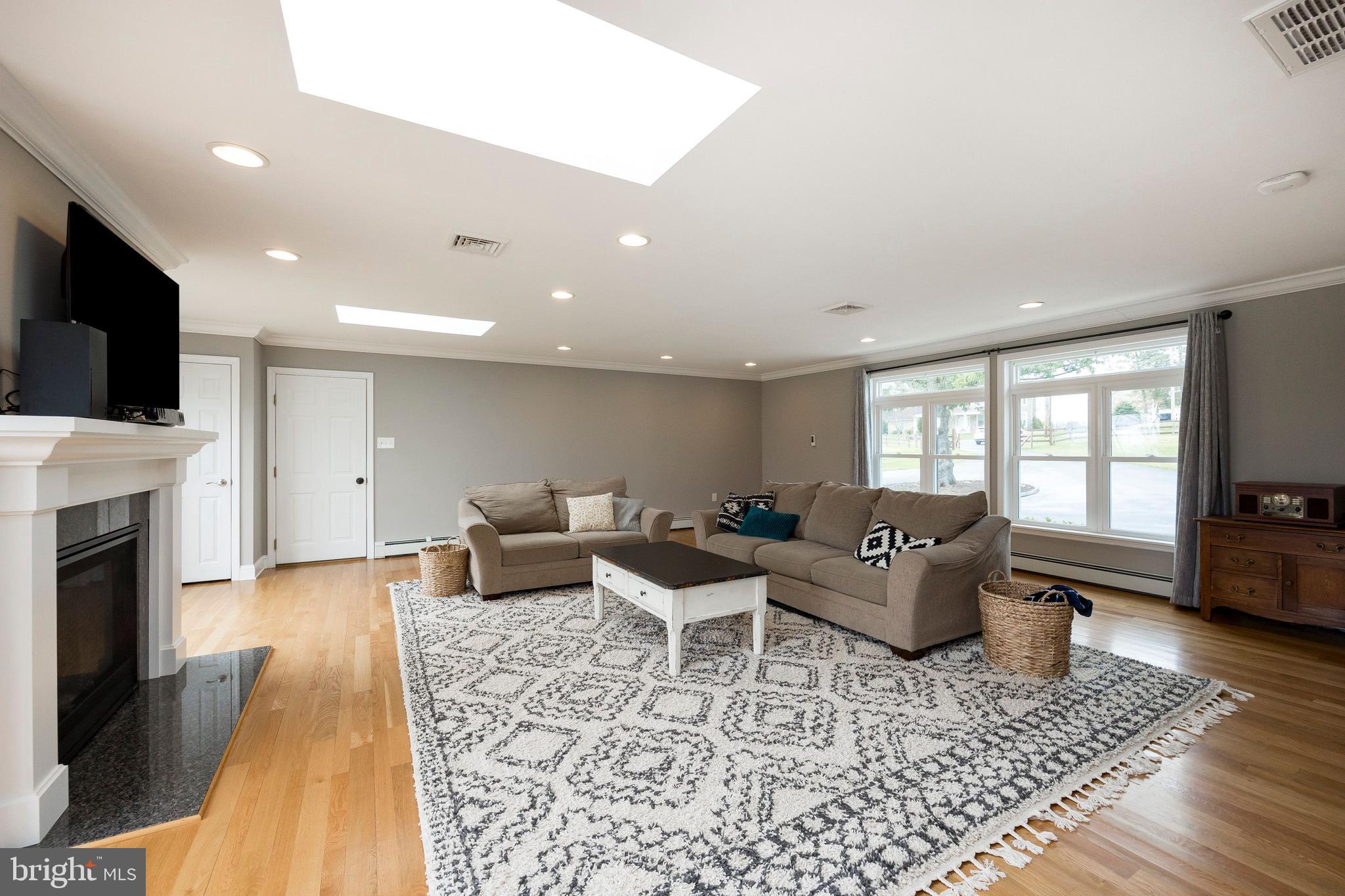 439 Ridge Road Spring City, PA 19475 - Photo 8 of 32