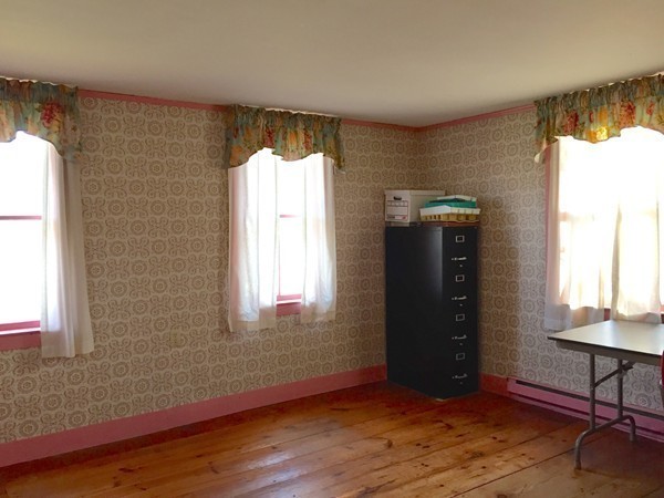 615 Bay Road Amherst, MA 01002 - Photo 14 of 30