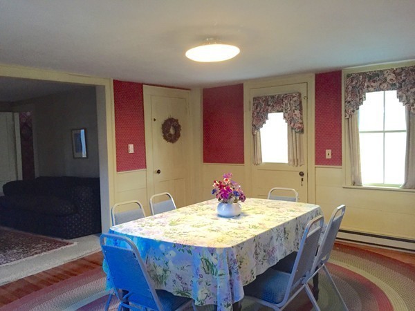 615 Bay Road Amherst, MA 01002 - Photo 9 of 30