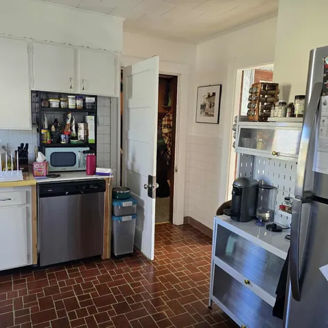 $3,500 | 67 Park Street, Dover, NH 03820