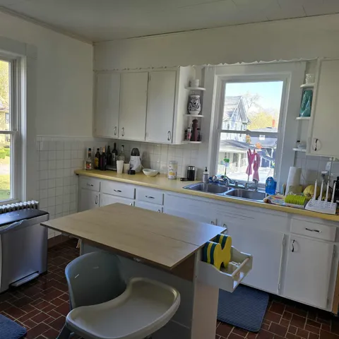 $3,500 | 67 Park Street, Dover, NH 03820