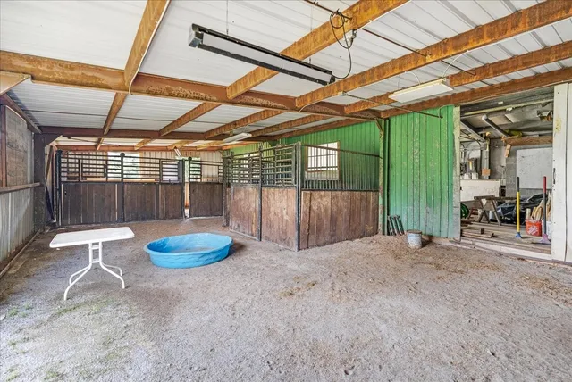 $575,000 | 183 Prairie Plains Road, Hillsboro, TN 37342