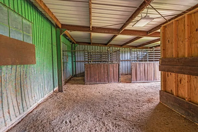 $575,000 | 183 Prairie Plains Road, Hillsboro, TN 37342