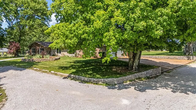 $575,000 | 183 Prairie Plains Road, Hillsboro, TN 37342