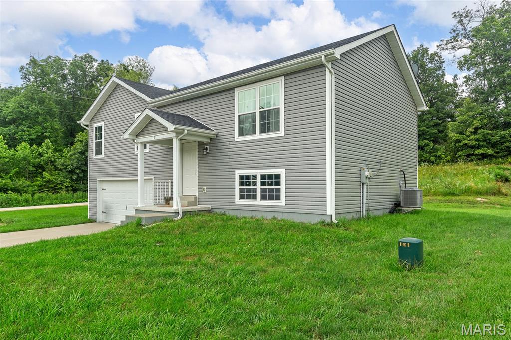 11 Abby Lane Troy, MO 63379 - Photo 3 of 21