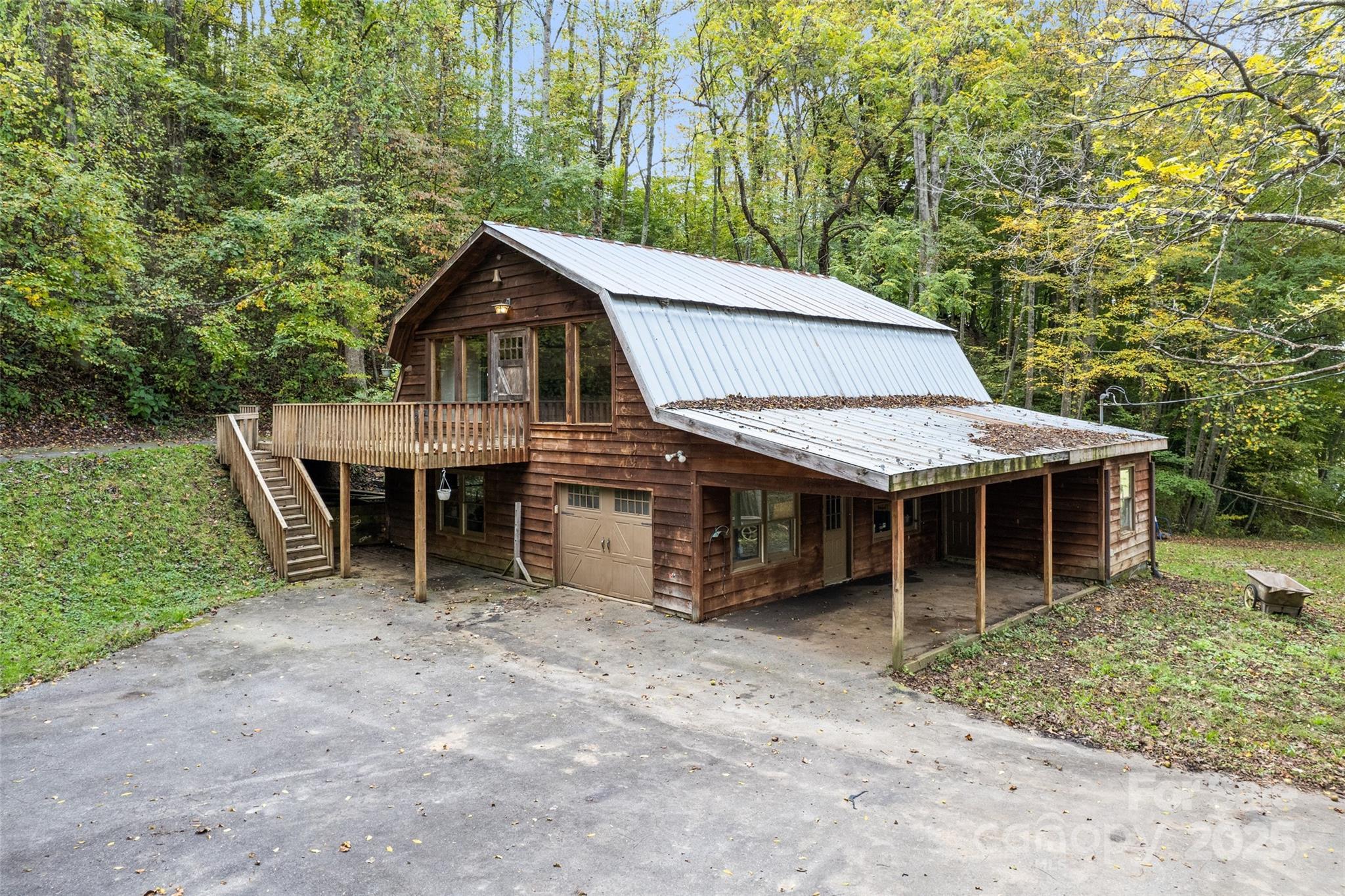 940 Haynes Cove Clyde, NC 28721 - Photo 5 of 48