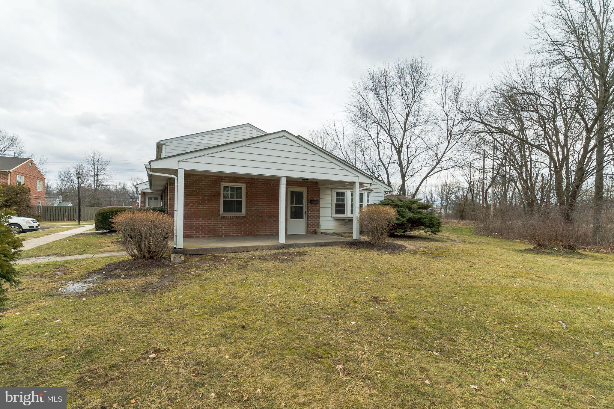 12 Stonegate Road Quakertown, PA 18951 - Photo 23 of 24 View of porch from side yard