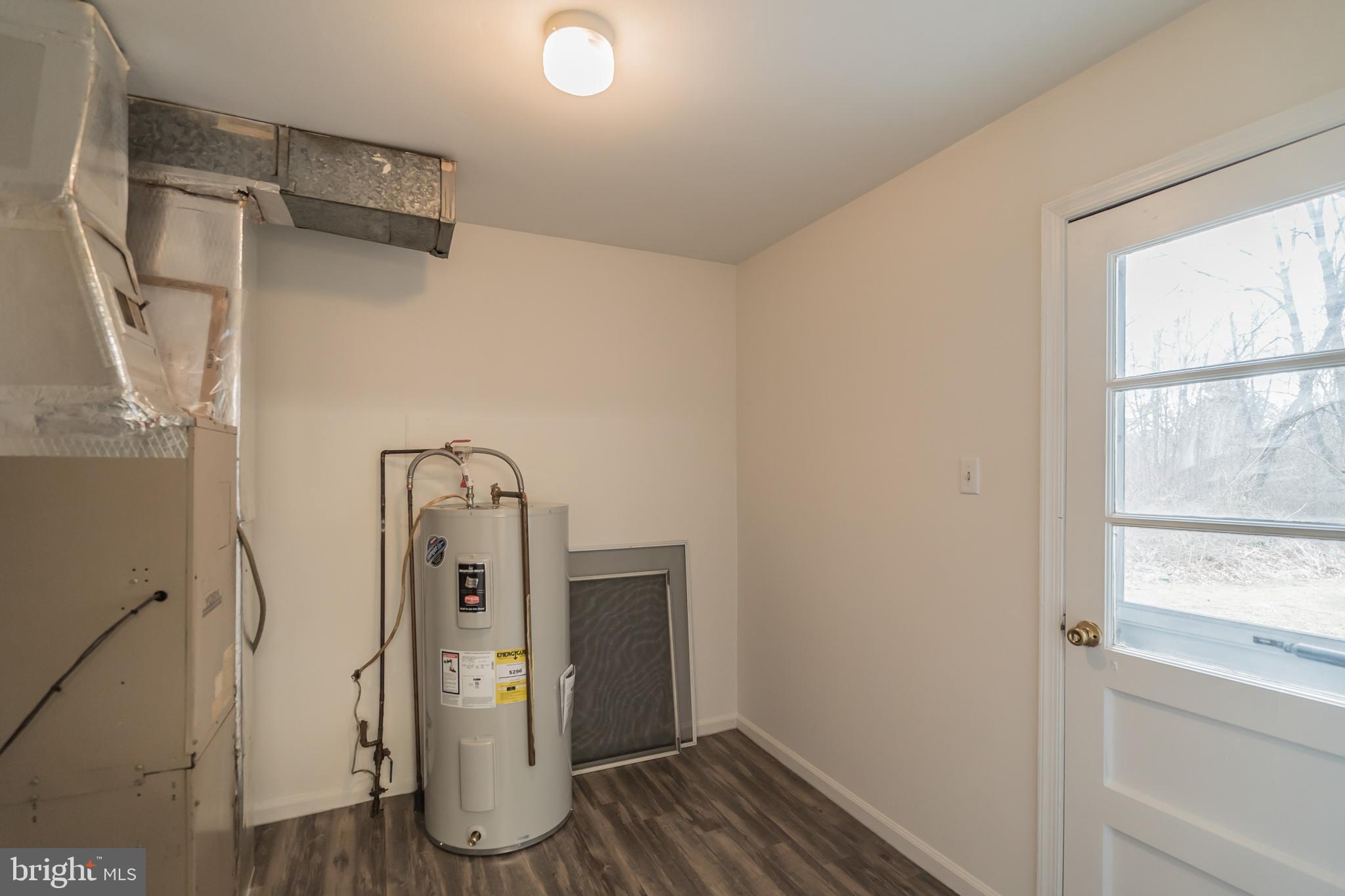 12 Stonegate Road Quakertown, PA 18951 - Photo 10 of 24 Utility room