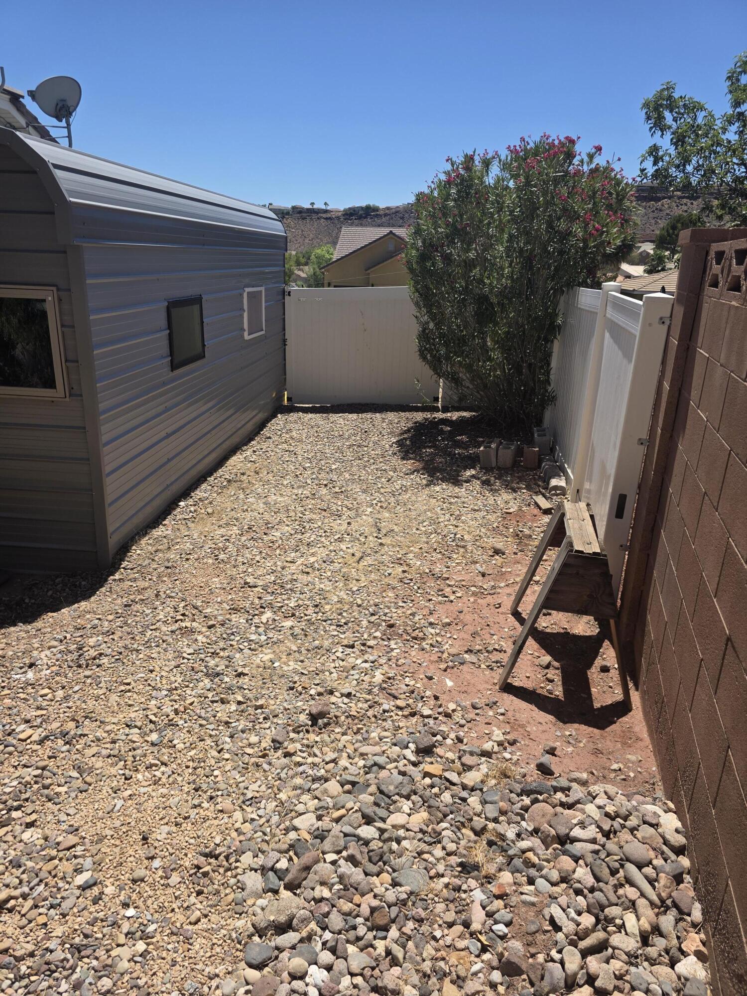 169 South 2100 East St. George, UT 84790 - Photo 17 of 17 20260706_150447