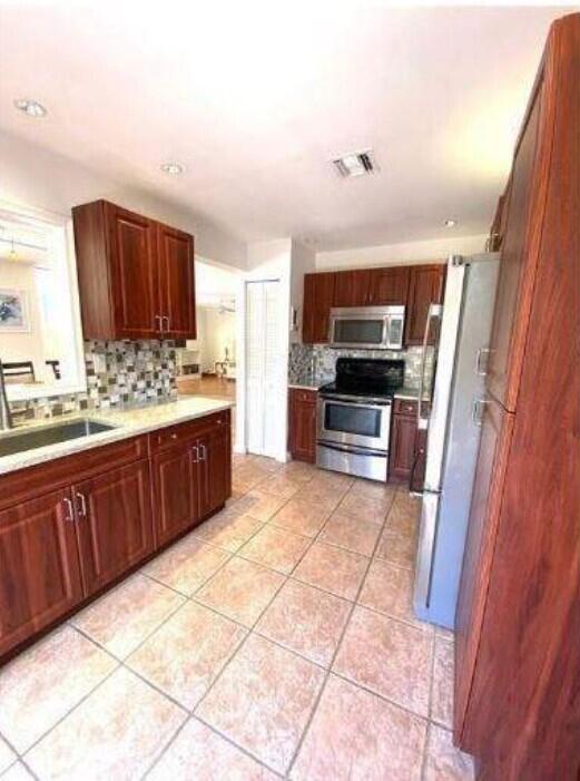 5705 Fox Hollow Drive, Unit B Boca Raton, FL 33486 - Photo 7 of 30 7