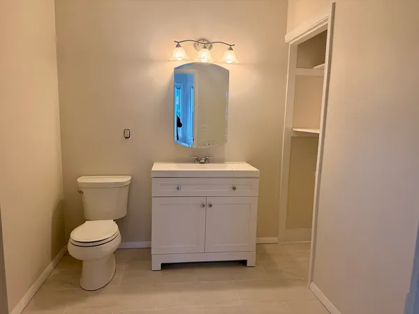 $4,000 | 39 Prospect St Avenue, Unit 39, Waltham, MA 02453