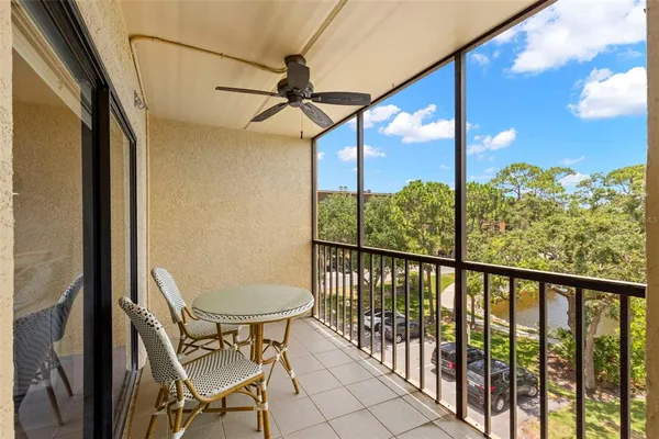 $2,000 | 5817 Park Street North, Unit 406, St. Petersburg, FL 33709