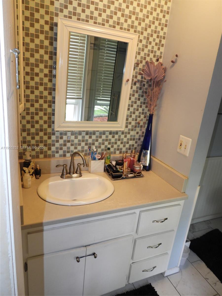 9331 Northwest 33rd Manor Sunrise, FL 33351 - Photo 12 of 21