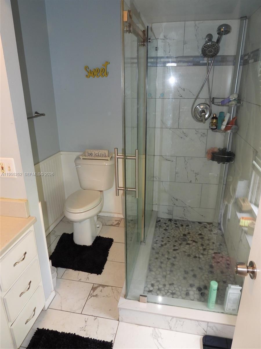 9331 Northwest 33rd Manor Sunrise, FL 33351 - Photo 13 of 21