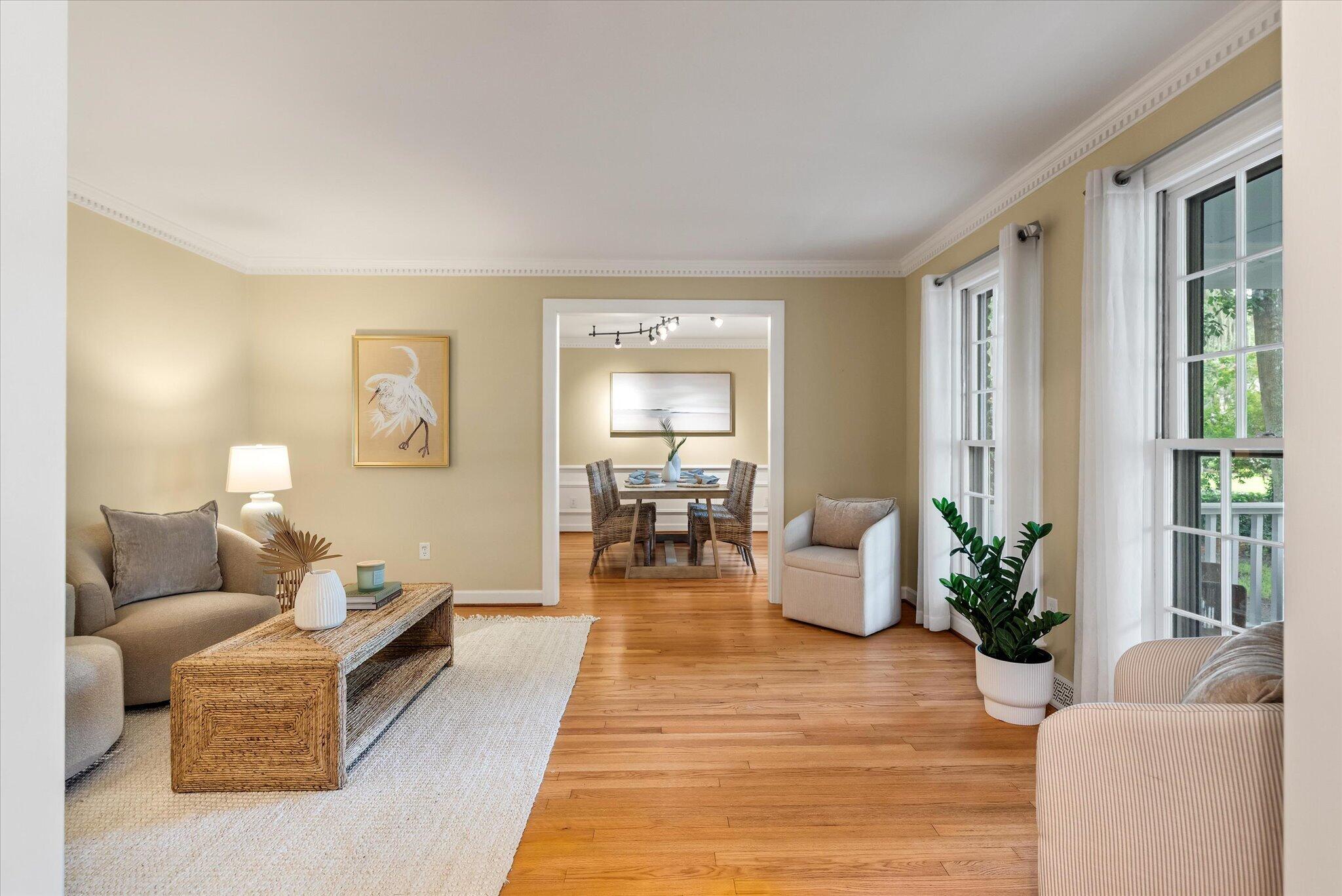 975 Harbortowne Road Charleston, SC 29412 - Photo 9 of 63 10-975 Harbortowne_i_Lowcountry_Exposure