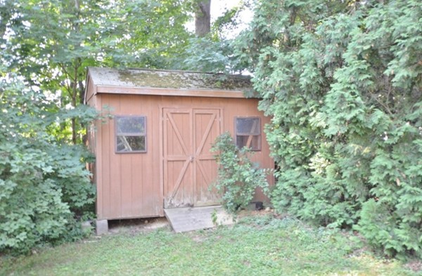 57 Michael Road Dracut, MA 01826 - Photo 17 of 17 Gallery Image 17