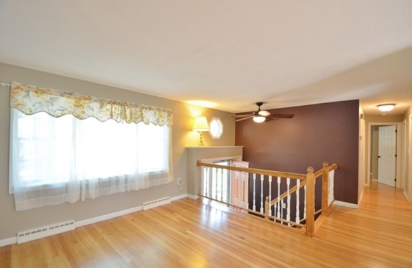 57 Michael Road Dracut, MA 01826 - Photo 5 of 17 Gallery Image 5