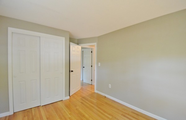 57 Michael Road Dracut, MA 01826 - Photo 8 of 17 Gallery Image 8