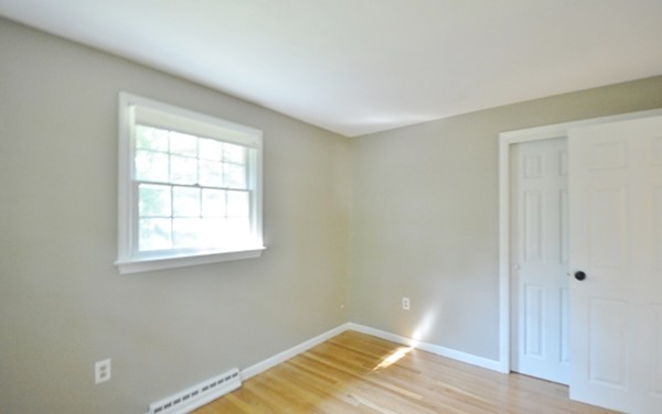 57 Michael Road Dracut, MA 01826 - Photo 10 of 17 Gallery Image 10