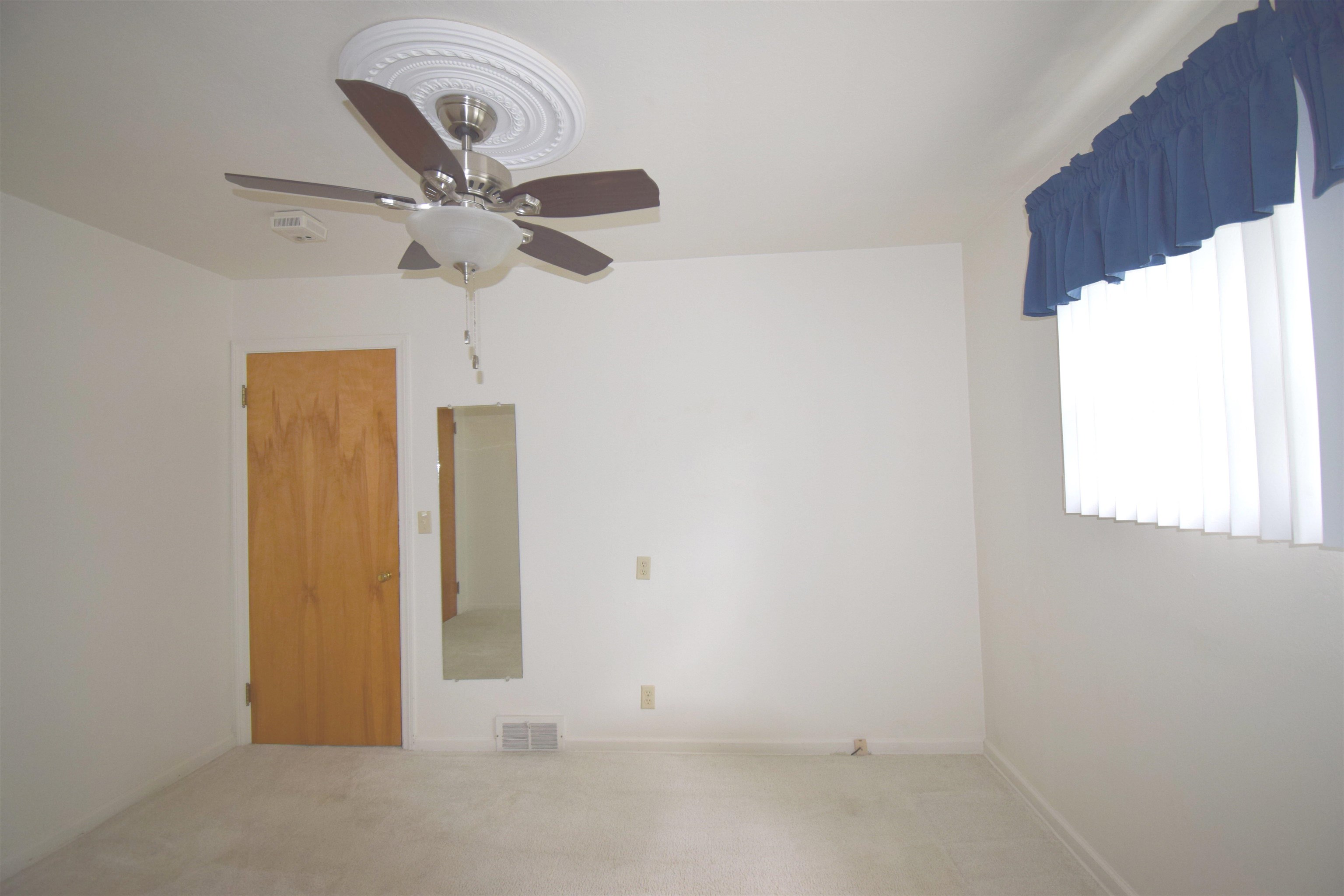 301 John R Street Clare, MI 48617 - Photo 26 of 69 1926622-e593ec08-77ab-41b1-8ccb-436a0cbf3de4.JPG