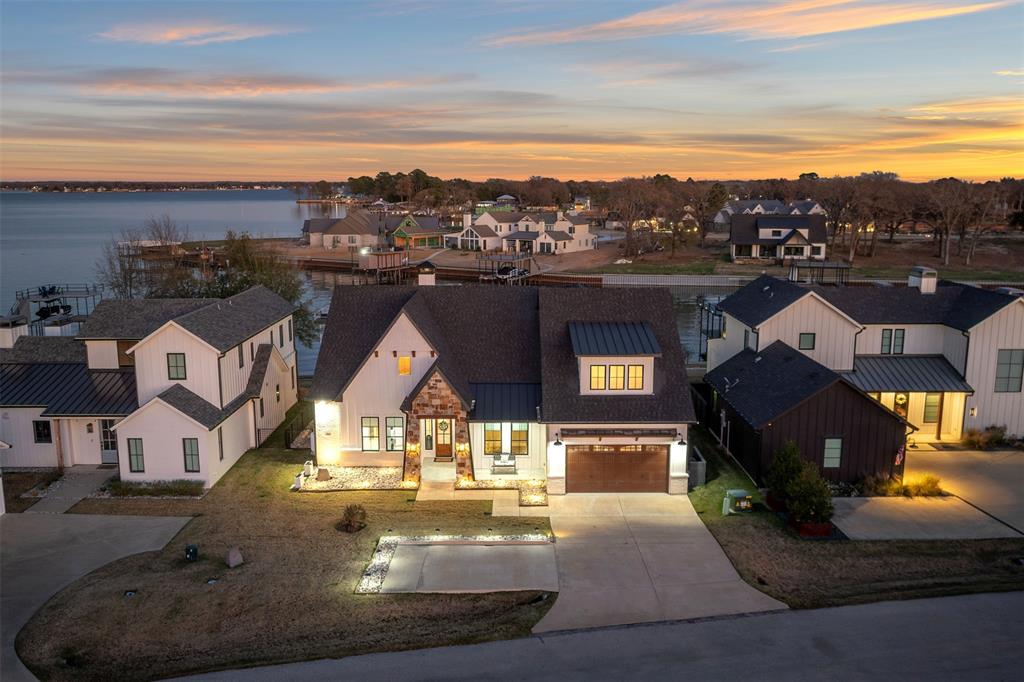 2517 Homestead Court Tool, TX 75143 - Photo 2 of 40