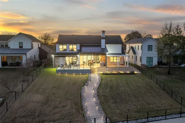 $1,769,000 | 2517 Homestead Court, Tool, TX 75143