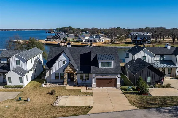 $1,769,000 | 2517 Homestead Court, Tool, TX 75143