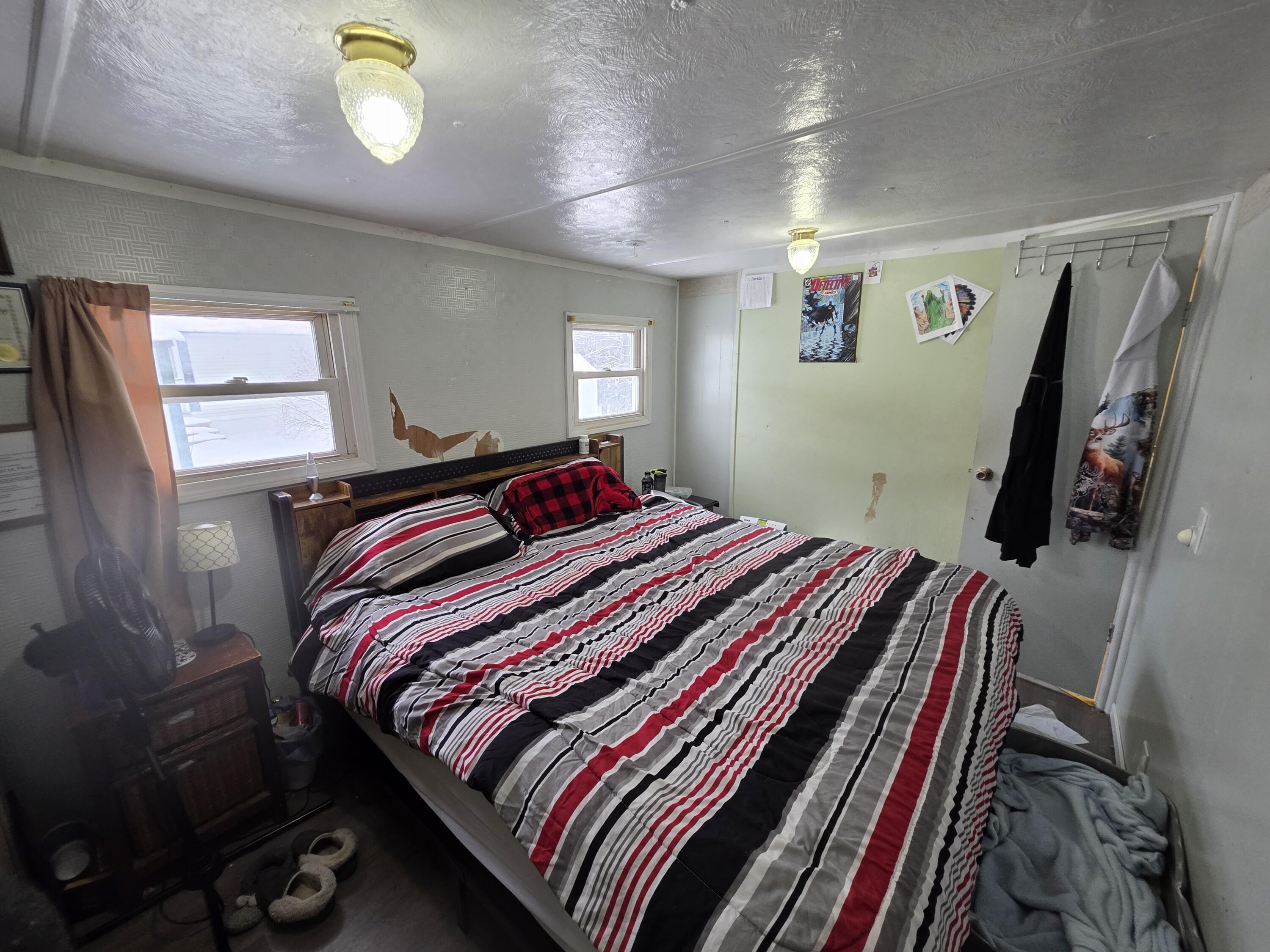 46 Cedar Street Millinocket, ME 04462 - Photo 24 of 40 primary bed 1 (1)