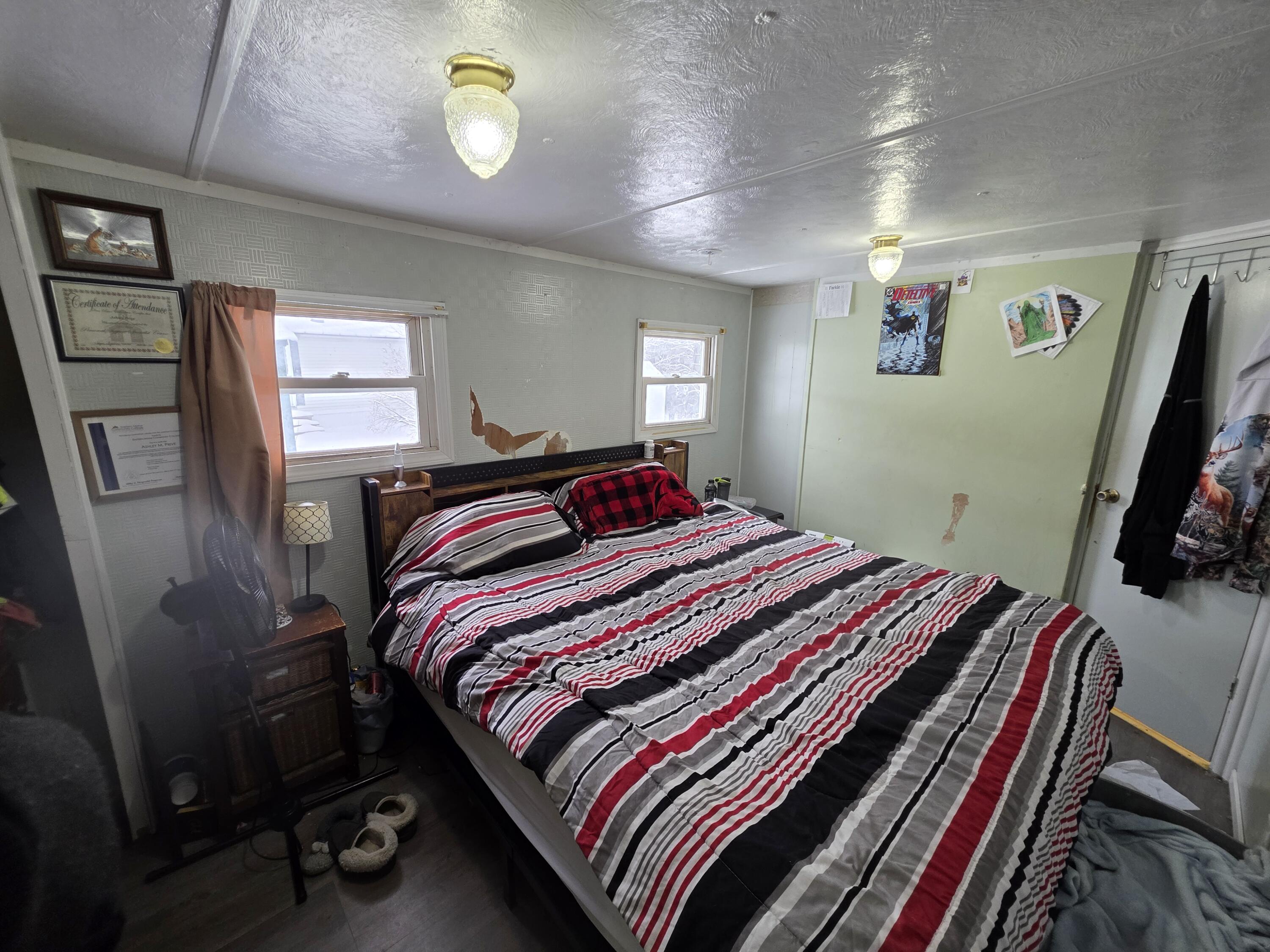 46 Cedar Street Millinocket, ME 04462 - Photo 25 of 40 primary bed 2 (1)