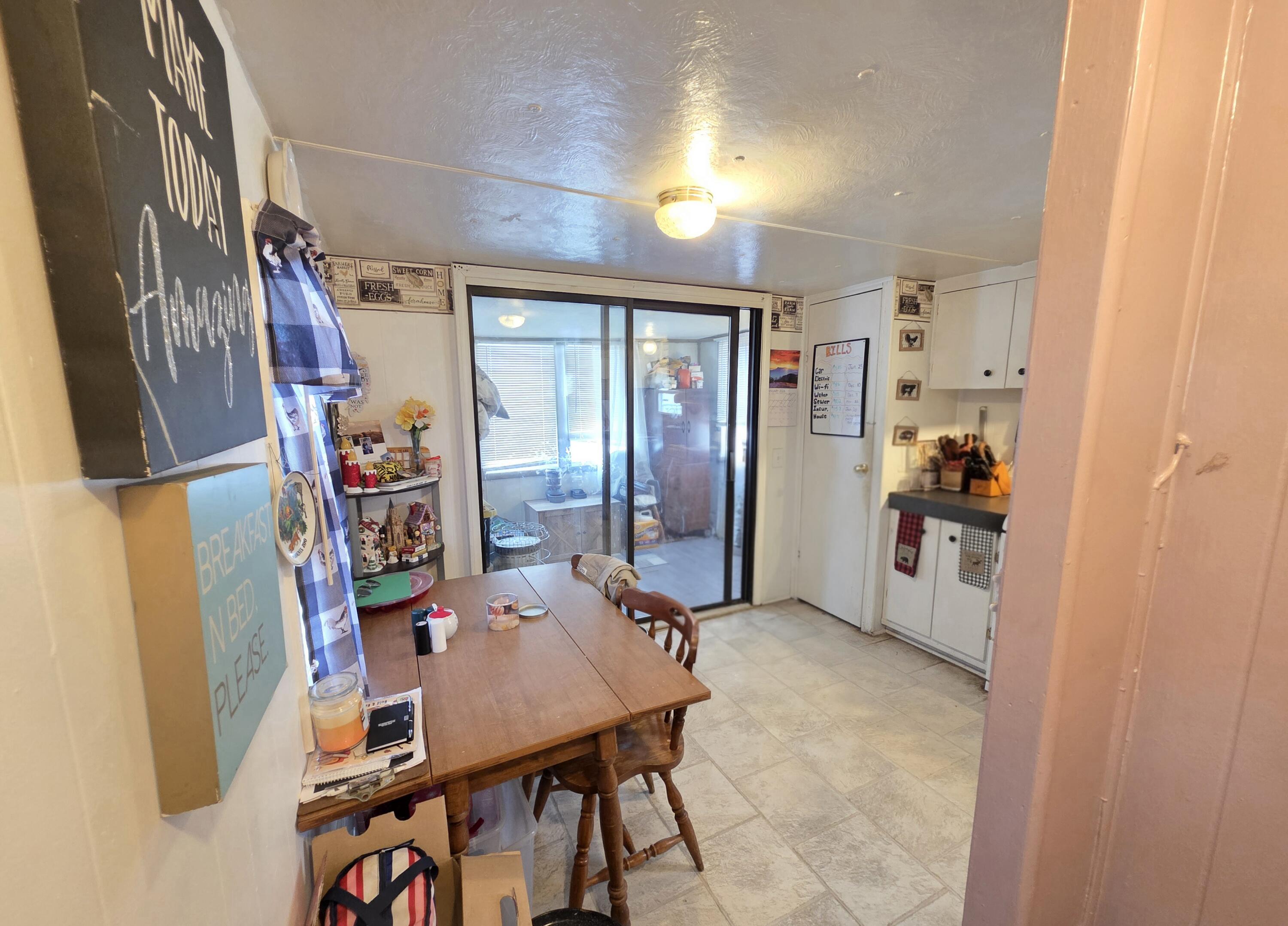 46 Cedar Street Millinocket, ME 04462 - Photo 6 of 40 dining room2 (1)