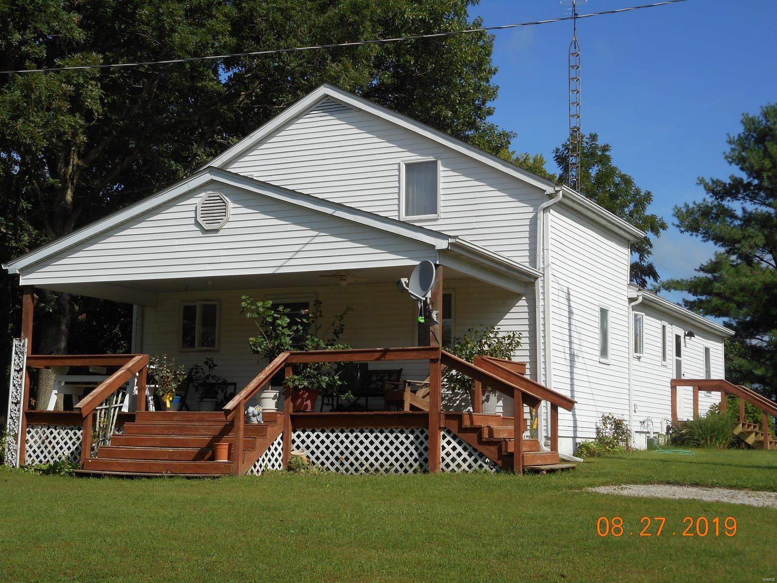 19310 East 29th Road Oconee, IL 62553 - Photo 2 of 27